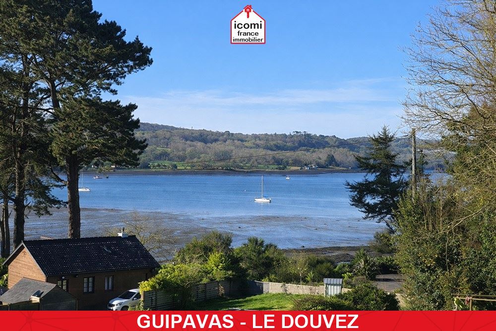 A VENDRE - PROPRIETE T7 DE 250 M² SUR 4000M² DE TERRAIN - VUE MER - TERRAIN ARBORE - RARE